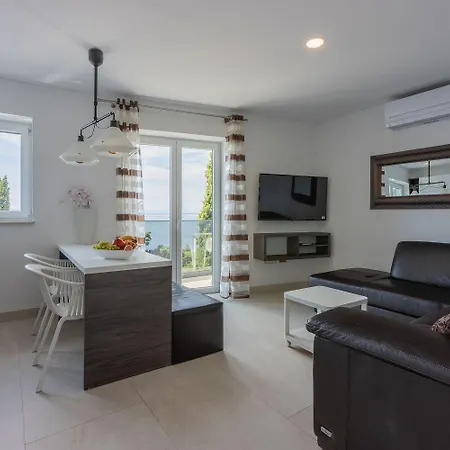 Appartamento Modernes Mit Meerblick, 500 Meter *