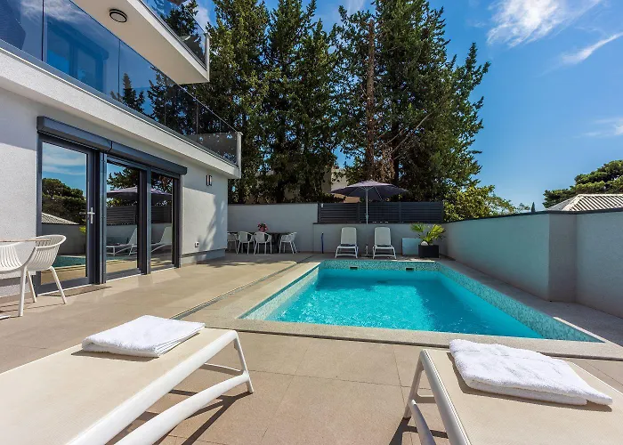Modernes Mit Meerblick, 500 Meter * Crikvenica